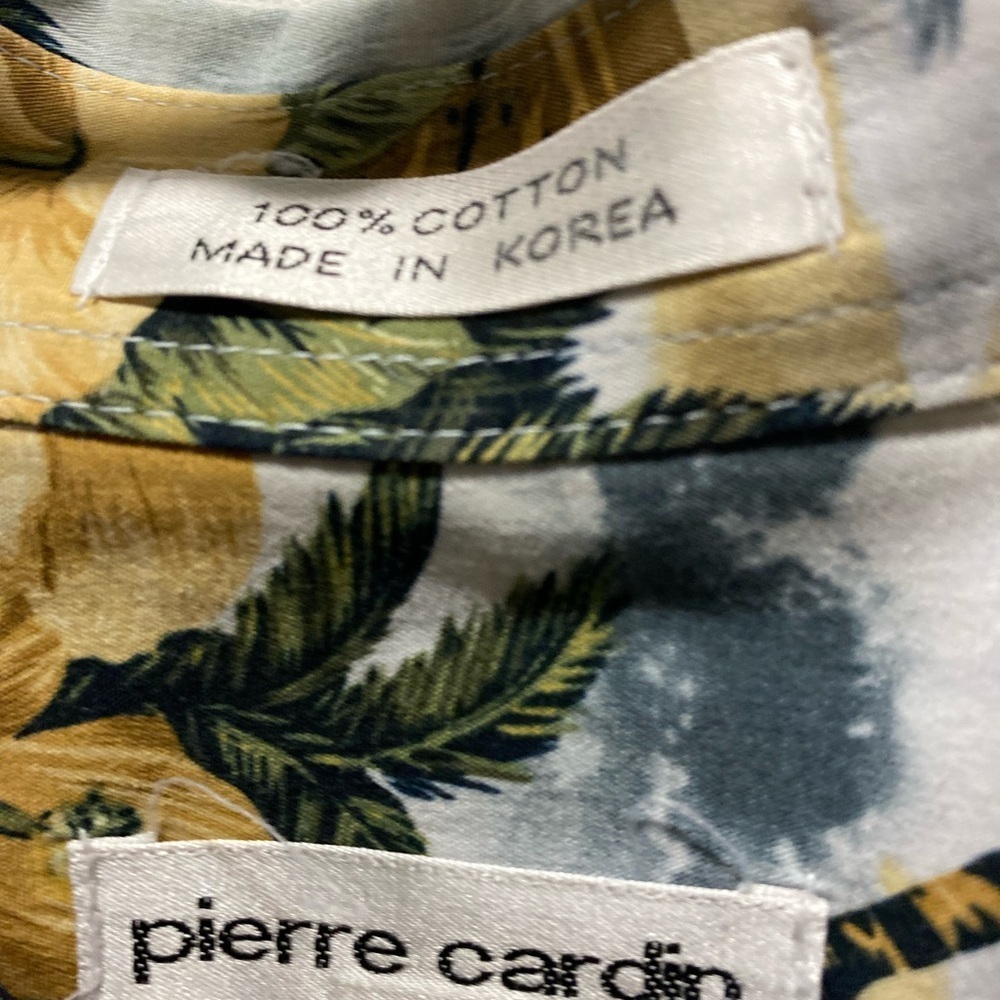 Pierre Carrdin Hawaiian shirt - Picture 2 of 3